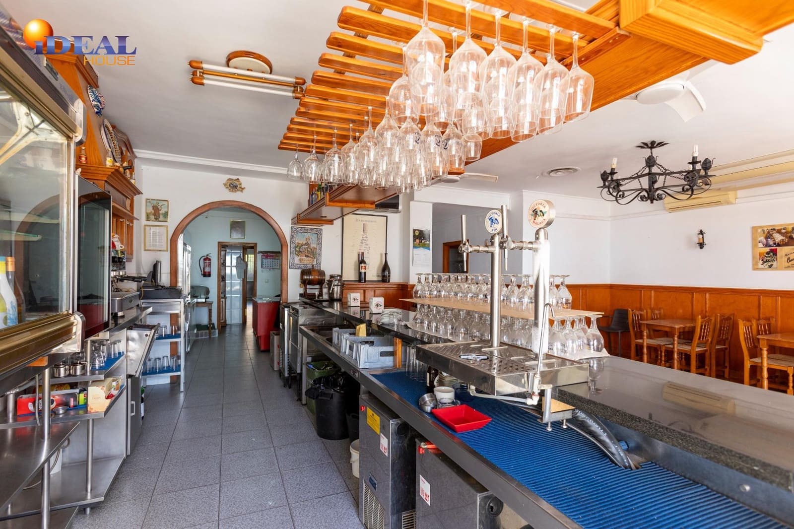 Yritys myytävänä paikassa Torrenueva - 390 000 € (Ref: 9434497)