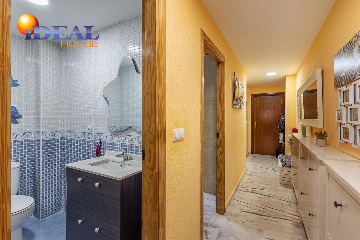 3 bedroom Flat for sale in Salobrena - € 204,000 (Ref: 9434501)