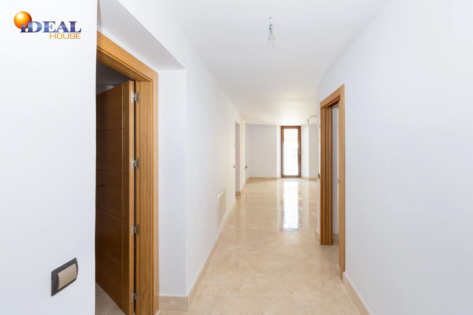 3 bedroom Flat for sale in Bailen with garage - € 266,060 (Ref: 9434505)