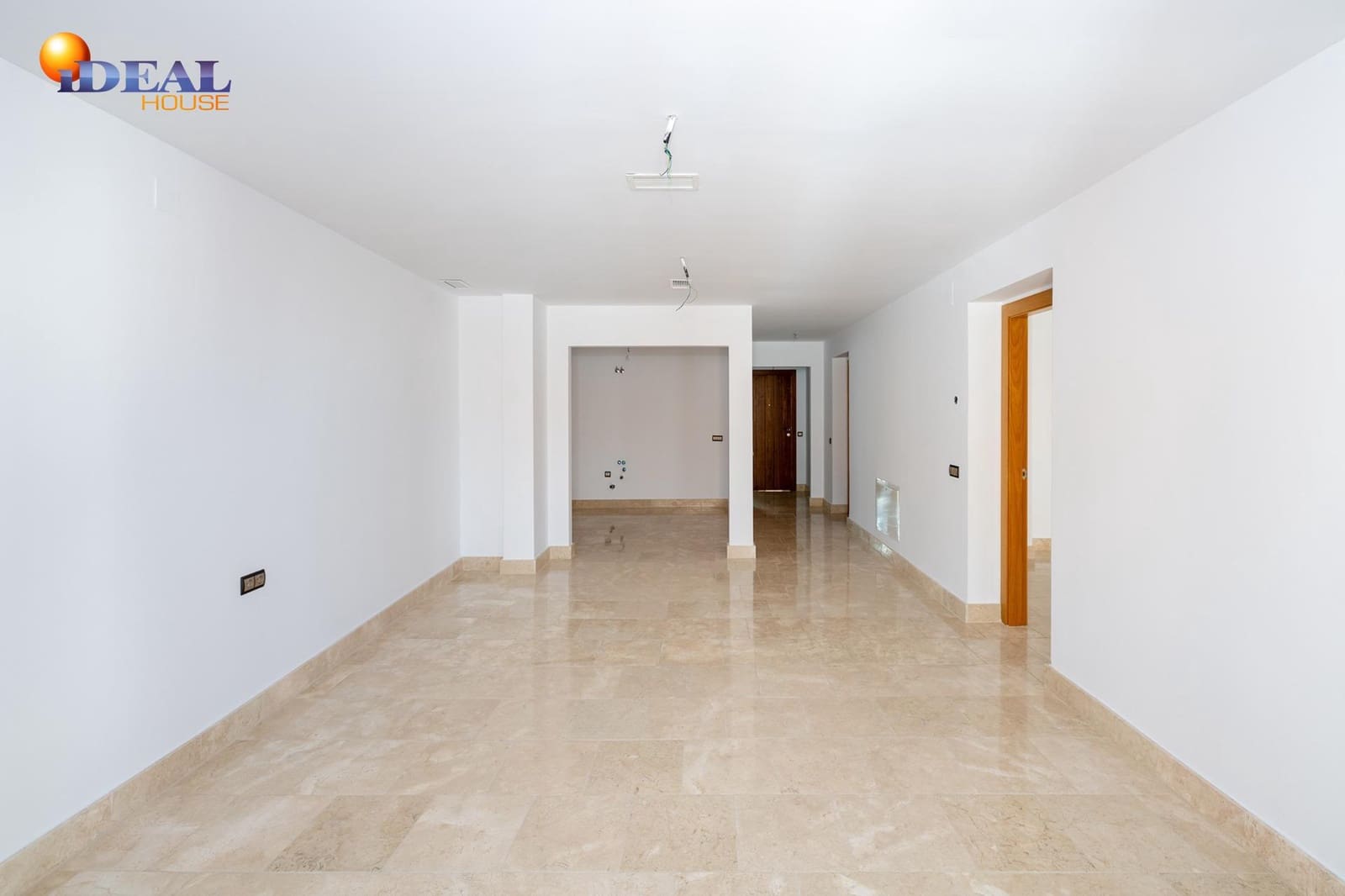 3 bedroom Flat for sale in Bailen with garage - € 266,060 (Ref: 9434505)