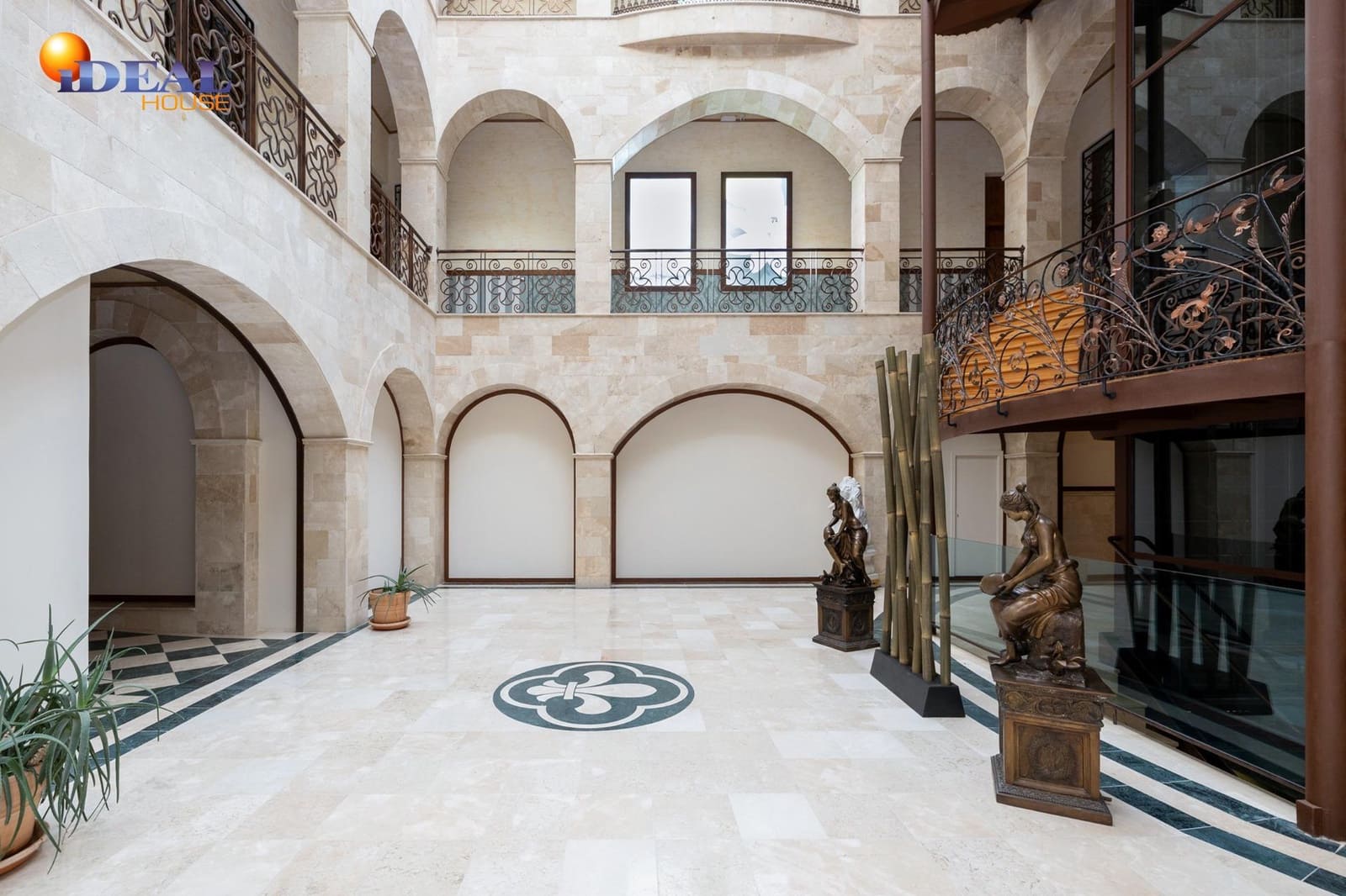 3 bedroom Flat for sale in Bailen with garage - € 266,060 (Ref: 9434505)