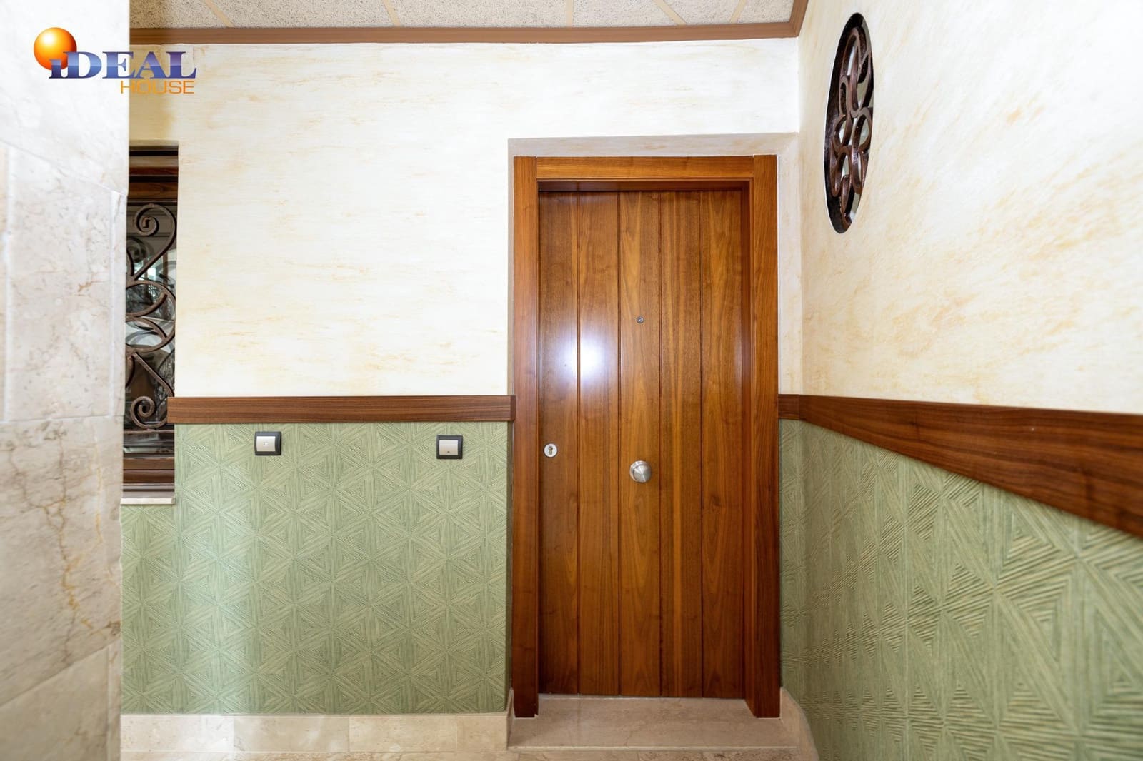 3 bedroom Flat for sale in Bailen with garage - € 266,060 (Ref: 9434505)