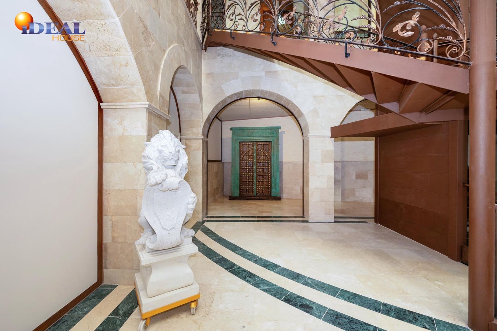 3 bedroom Flat for sale in Bailen with garage - € 266,060 (Ref: 9434505)