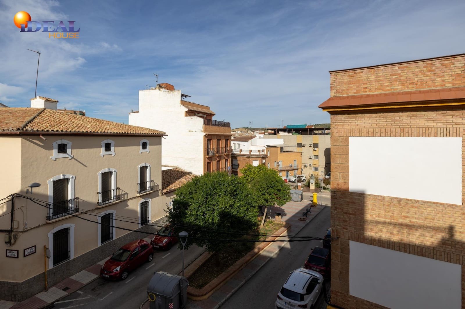 3 bedroom Flat for sale in Bailen with garage - € 266,060 (Ref: 9434505)