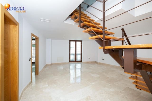 Apartamento de 2 habitaciones en Bailén en venta con garaje - 253.340 € (Ref: 9434506)