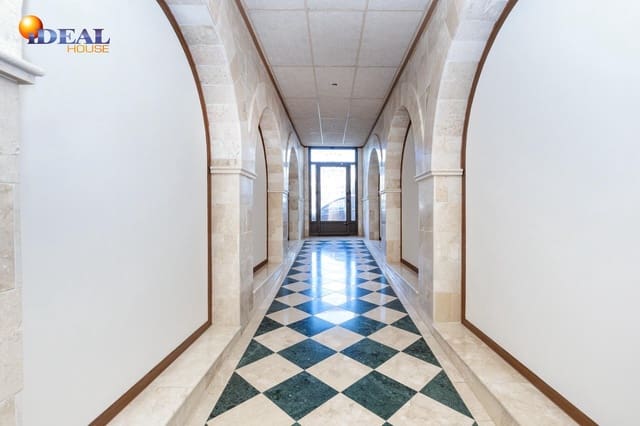 Apartamento de 2 habitaciones en Bailén en venta con garaje - 253.340 € (Ref: 9434506)