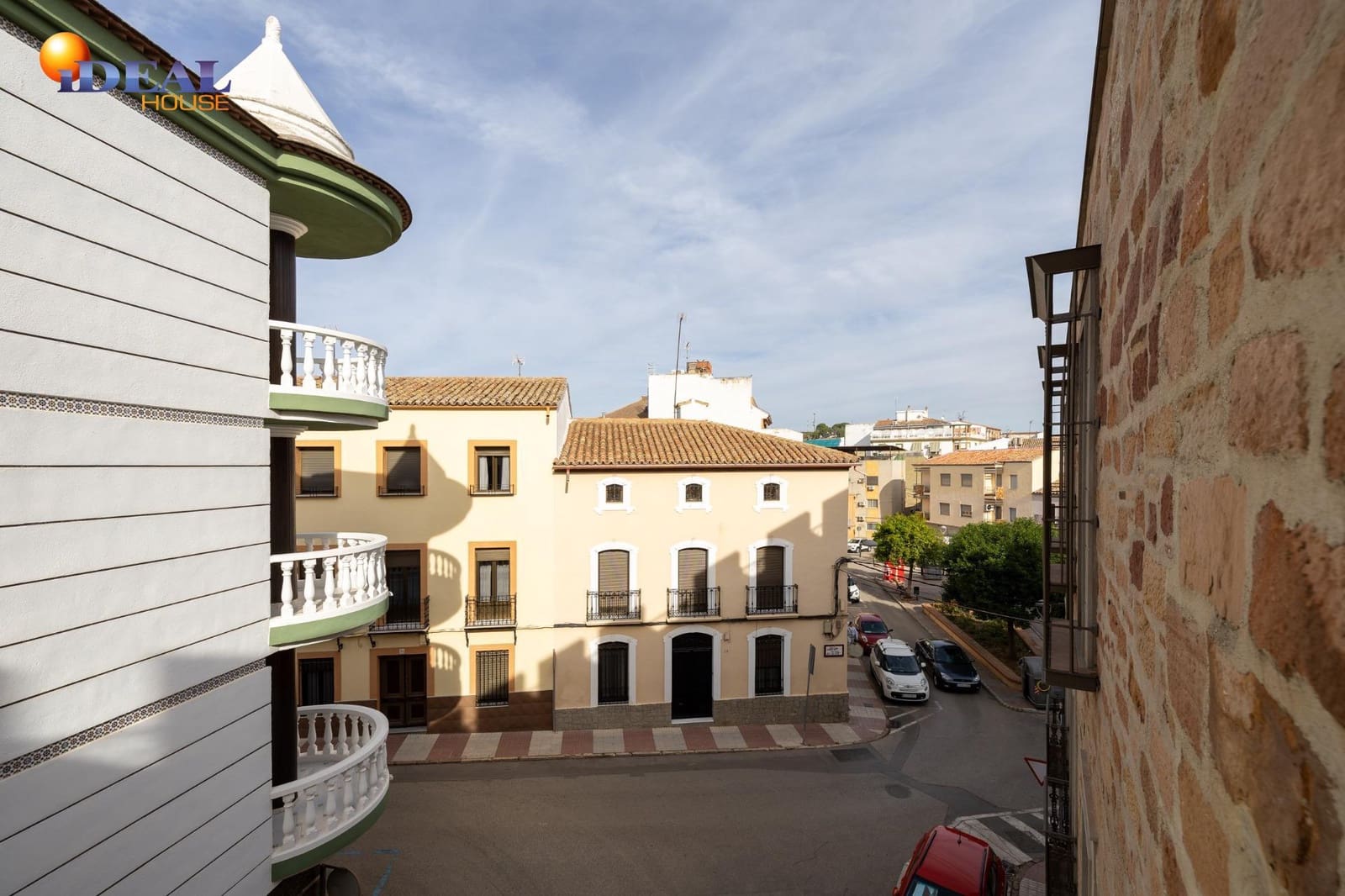 2 bedroom Apartment for sale in Bailen with garage - € 253,340 (Ref: 9434506)