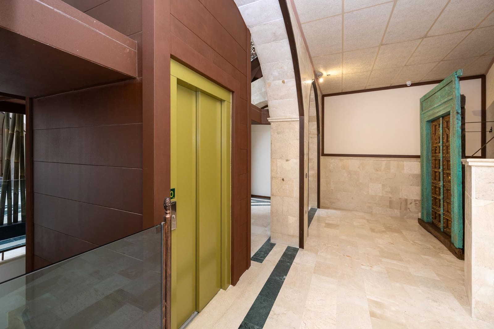 3 bedroom Apartment for sale in Bailen with garage - € 373,120 (Ref: 9434507)