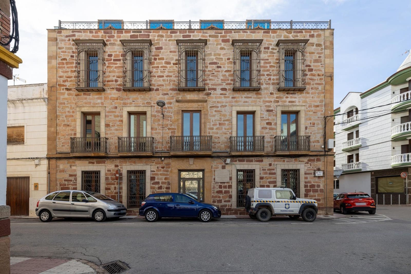 3 bedroom Apartment for sale in Bailen with garage - € 373,120 (Ref: 9434507)