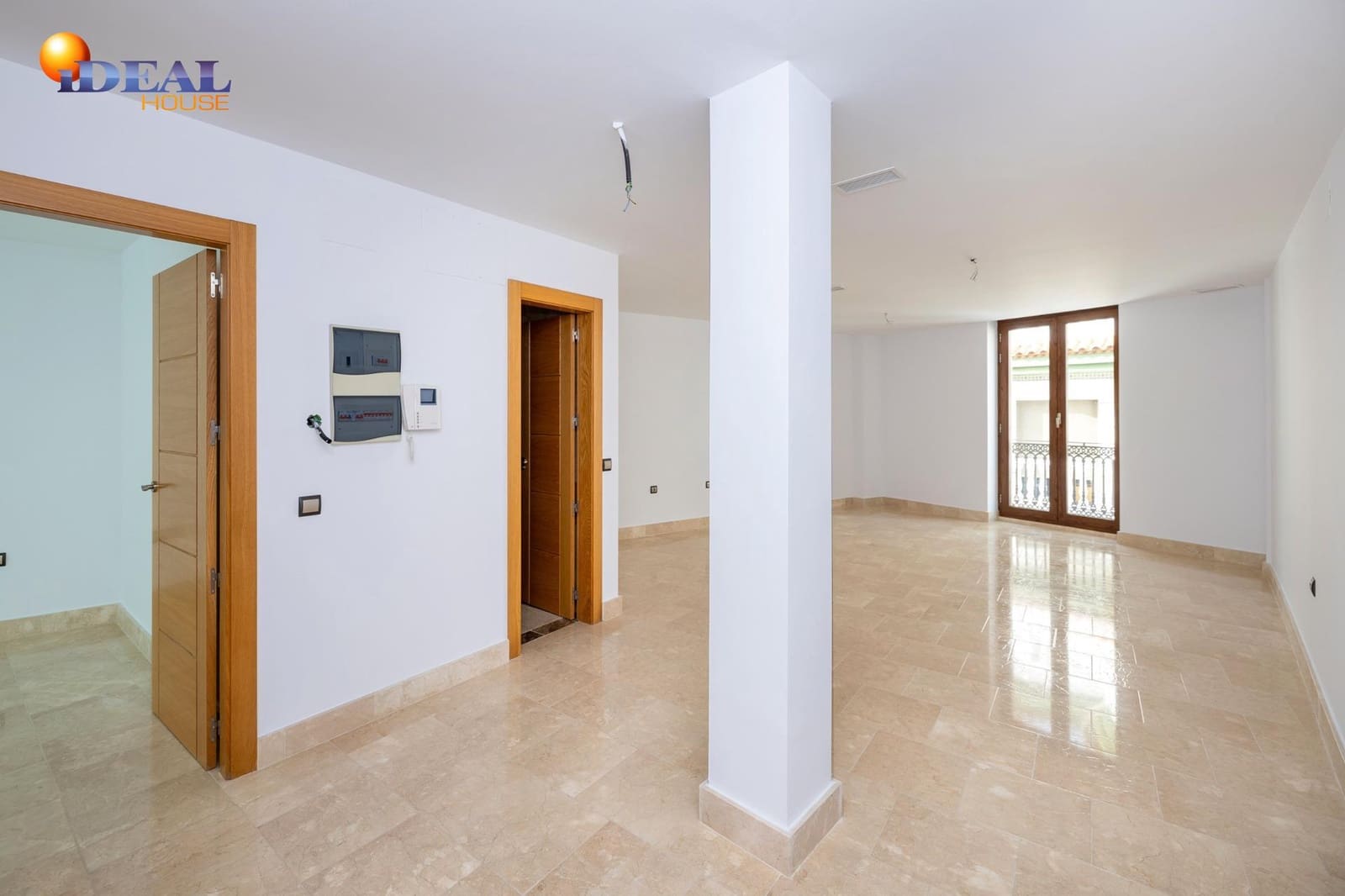 1 bedroom Flat for sale in Bailen with garage - € 149,460 (Ref: 9434509)