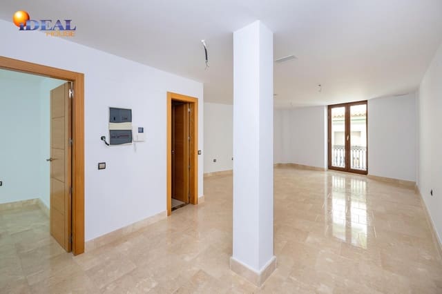Piso de 1 habitación en Bailén en venta con garaje - 149.460 € (Ref: 9434509)