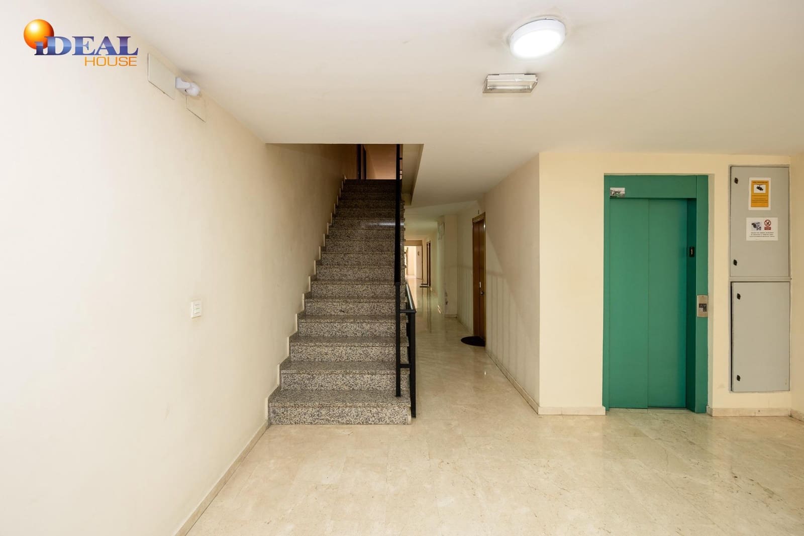 2 sypialnia Mieszkanie na sprzedaż w Las Gabias z garażem - 140 000 € (Ref: 9434510)