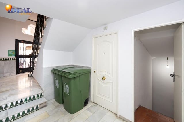 Garage for sale in Granada city - € 314,900 (Ref: 9434511)