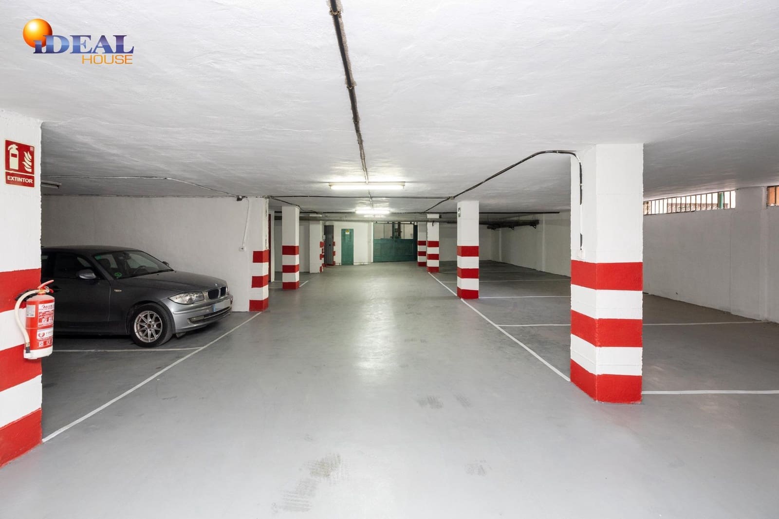 Garage for sale in Granada city - € 314,900 (Ref: 9434511)