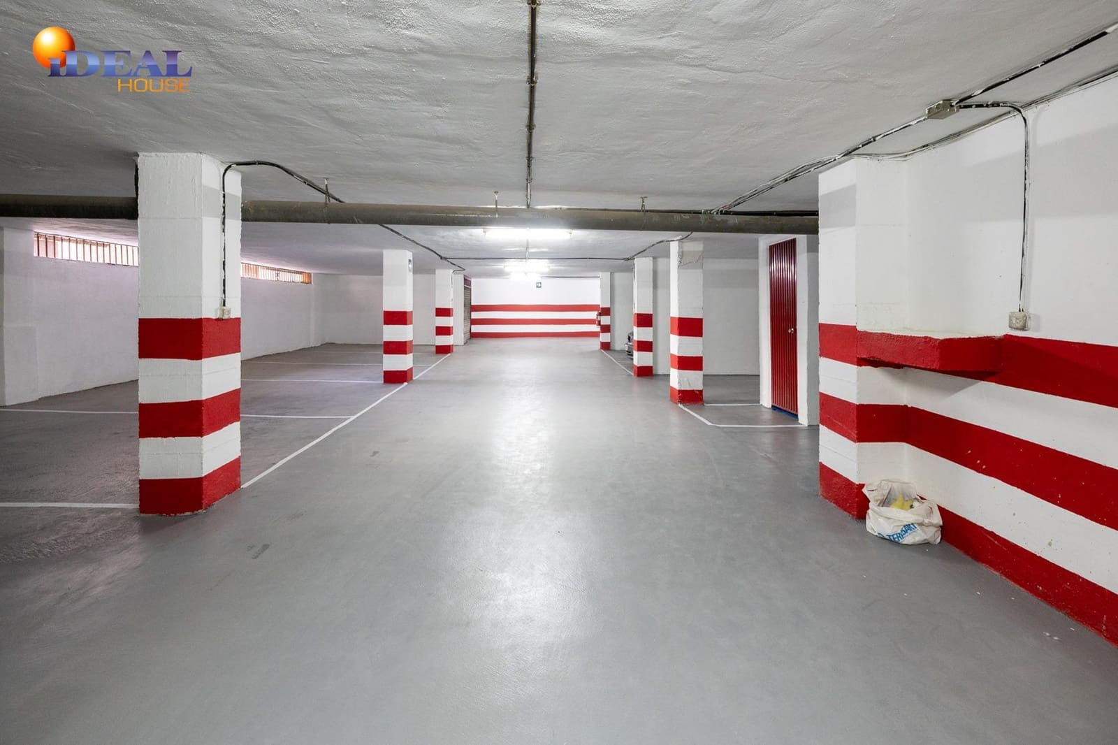 Garage for sale in Granada city - € 314,900 (Ref: 9434511)