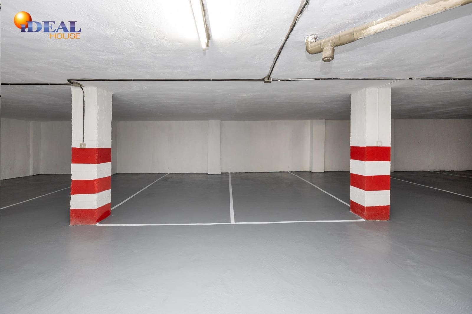 Garage for sale in Granada city - € 314,900 (Ref: 9434511)