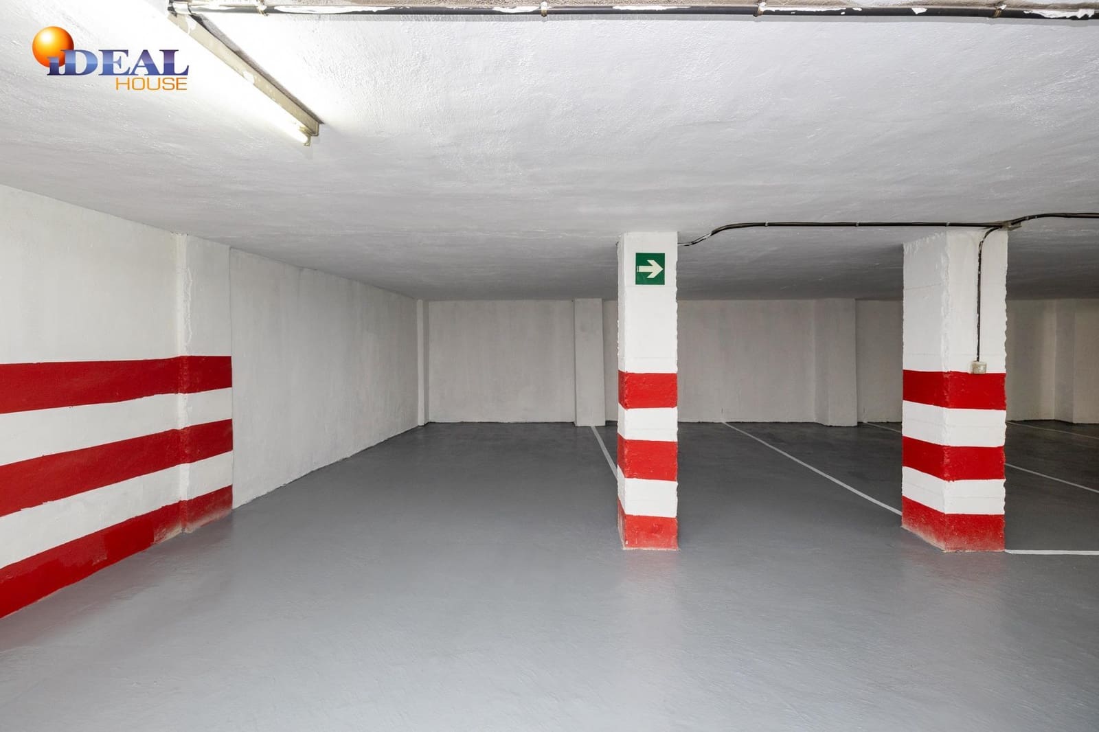 Garage for sale in Granada city - € 314,900 (Ref: 9434511)