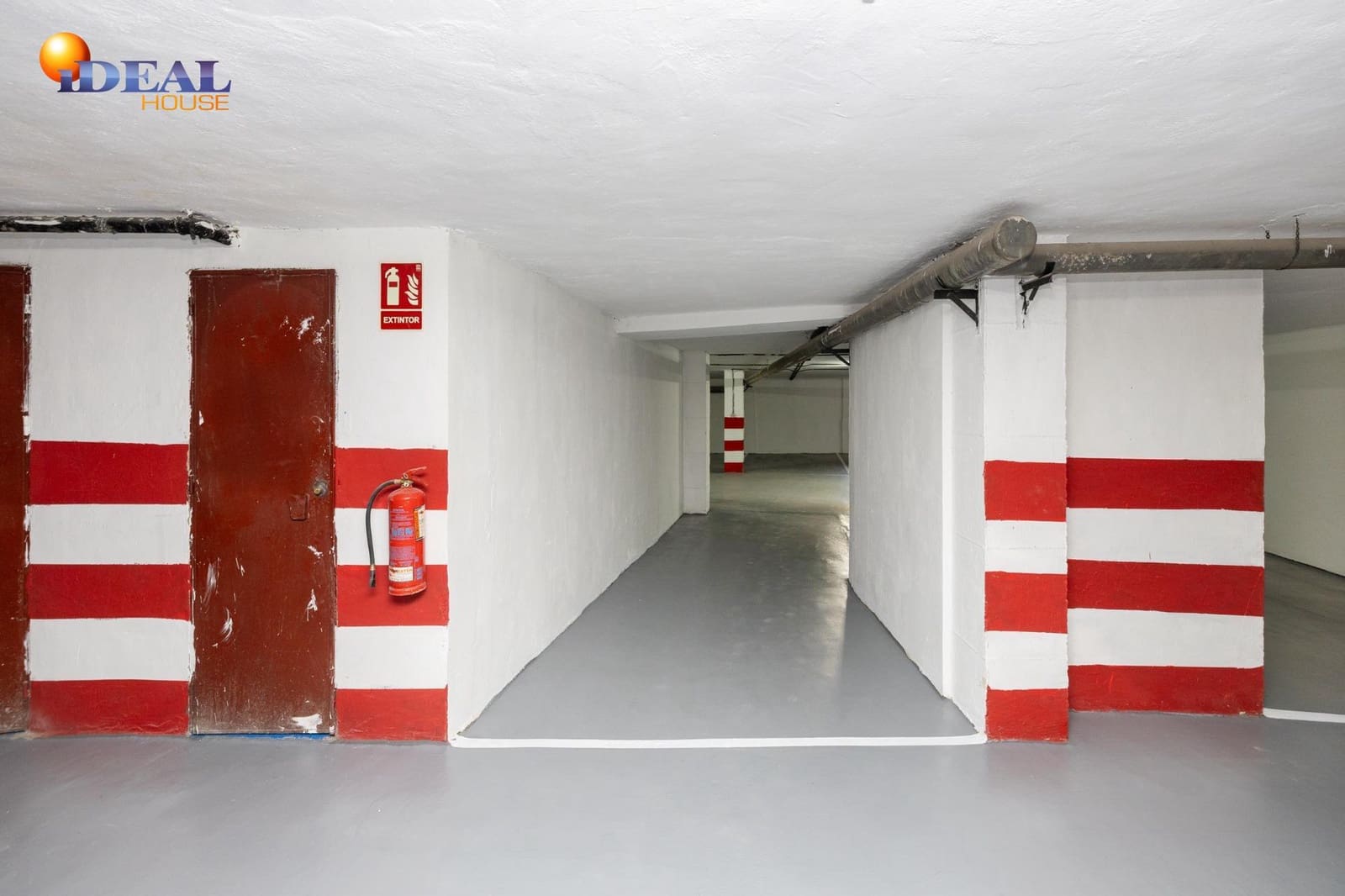 Garage for sale in Granada city - € 314,900 (Ref: 9434511)