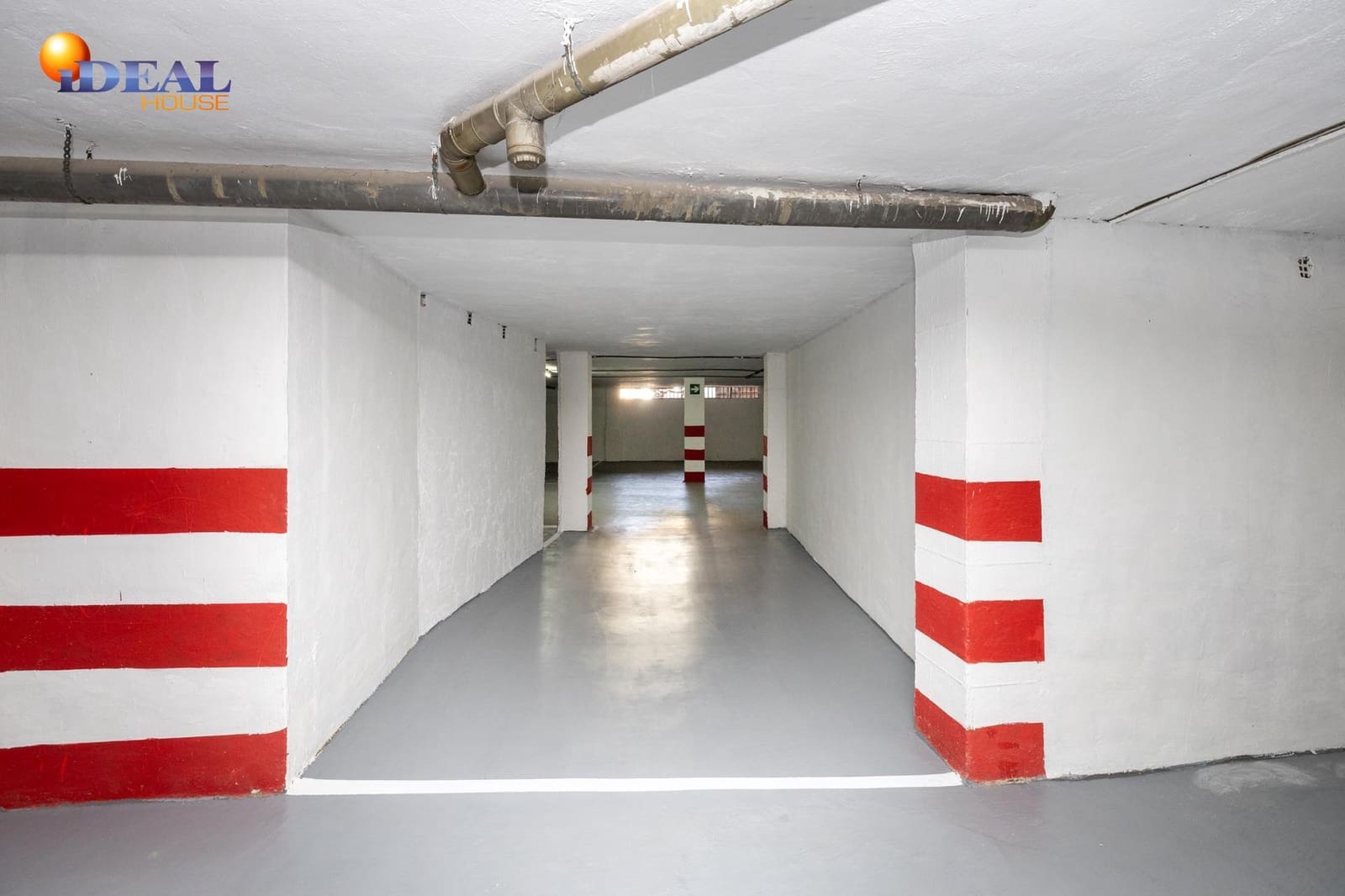 Garage for sale in Granada city - € 314,900 (Ref: 9434511)