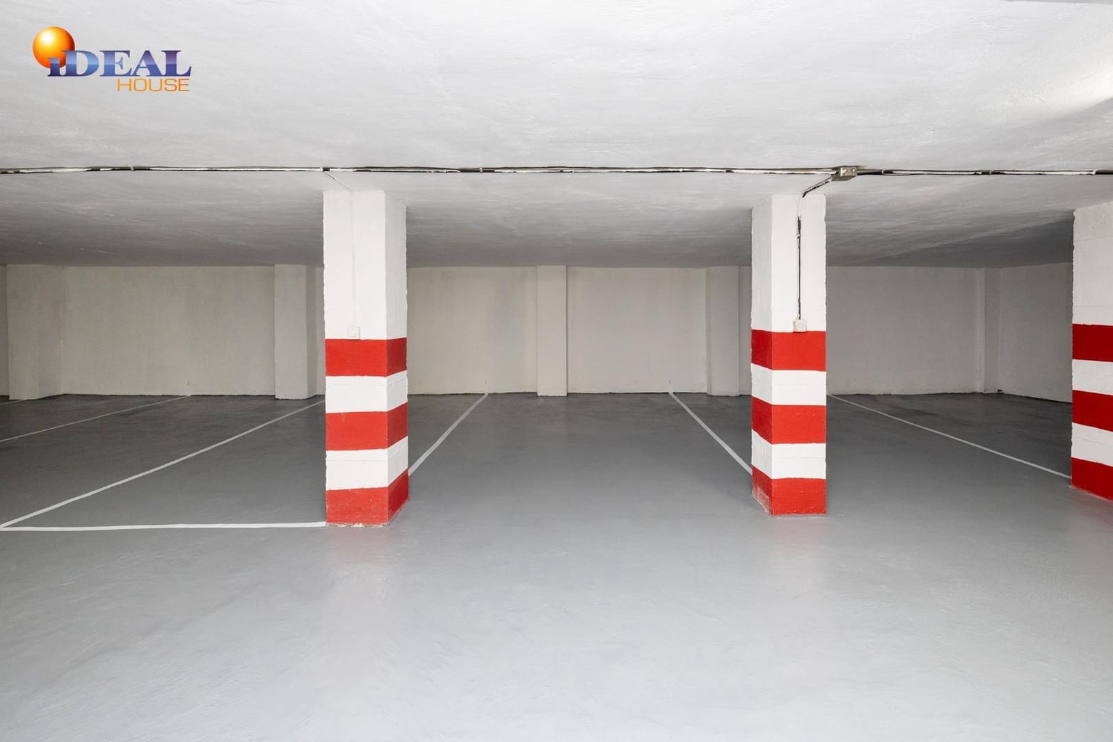 Garage for sale in Granada city - € 314,900 (Ref: 9434511)