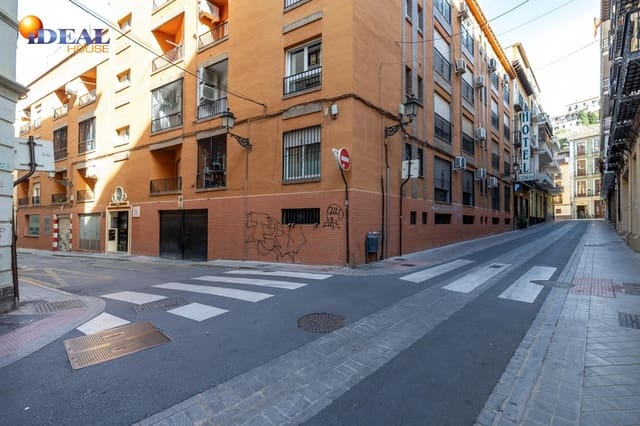 Garage for sale in Granada city - € 314,900 (Ref: 9434511)