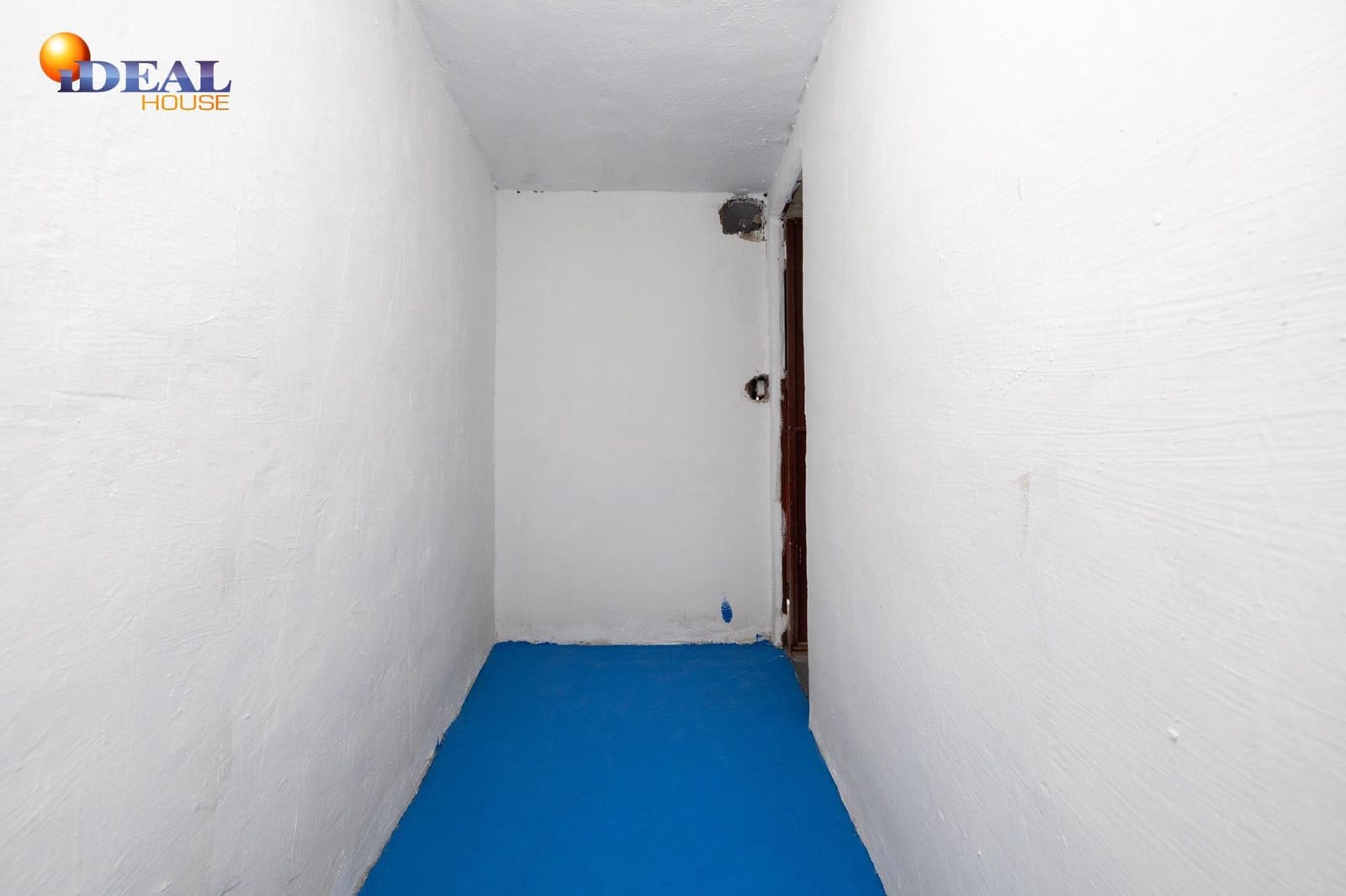 Garage for sale in Granada city - € 314,900 (Ref: 9434511)