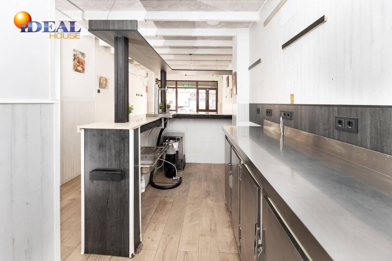 Local Comercial en Granada ciudad en venta - 114.999 € (Ref: 9434512)