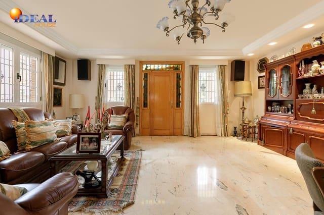 4 sovrum Villa till salu i Granada stad med garage - 714 000 € (Ref: 9434516)