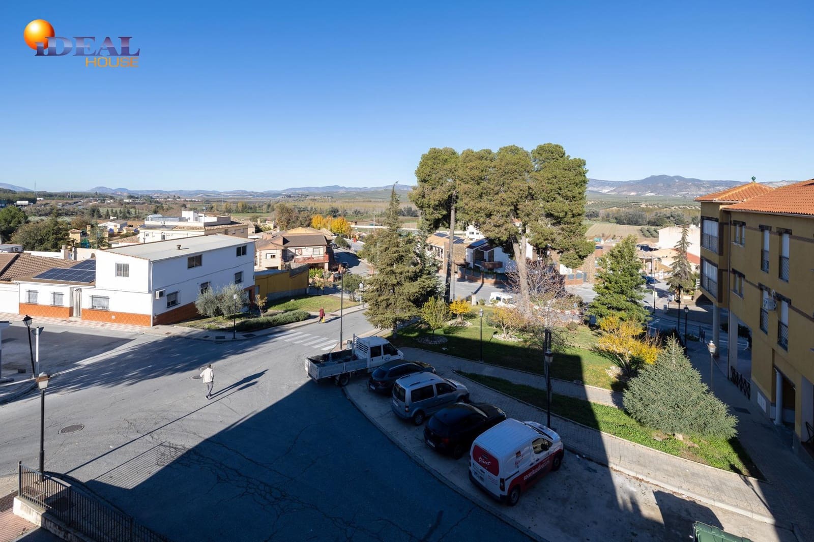 2 bedroom Flat for sale in Lachar with garage - € 82,000 (Ref: 9434518)