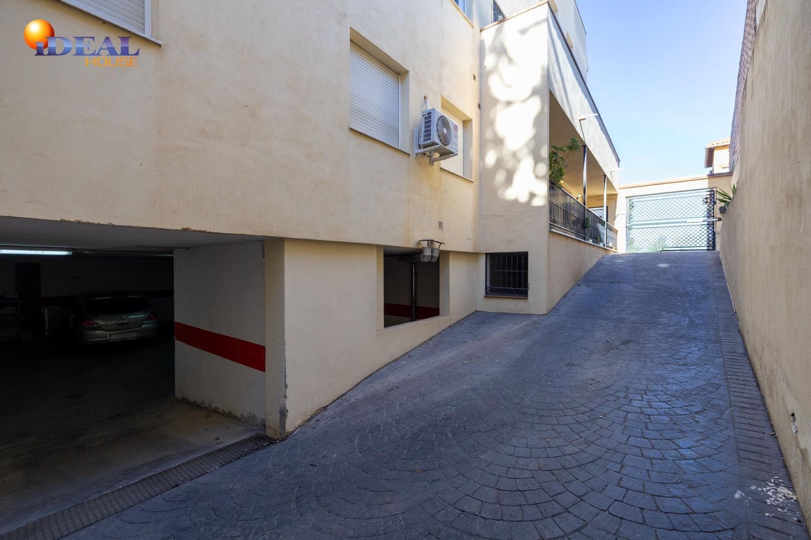 2 bedroom Flat for sale in Lachar with garage - € 82,000 (Ref: 9434518)