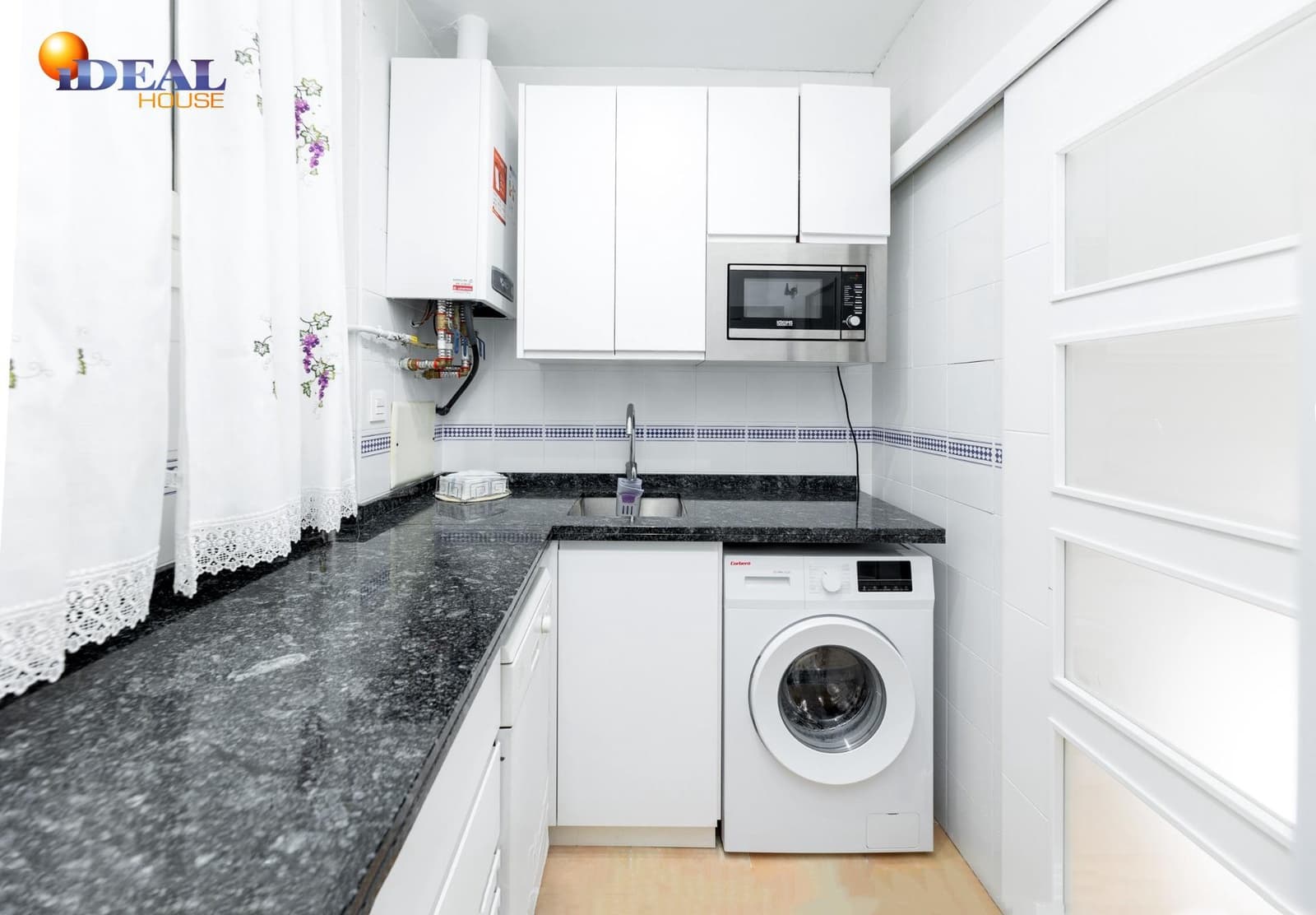 1 sypialnia Apartament na sprzedaż w Miasto Grenada - 190 000 € (Ref: 9434519)