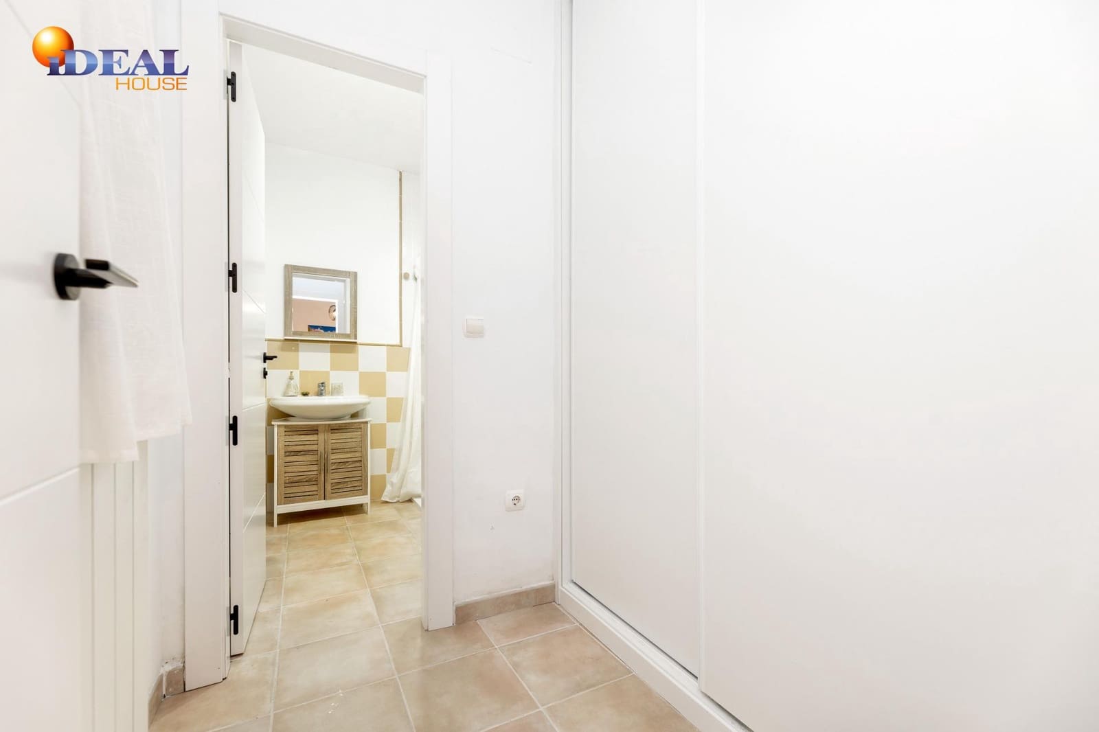 1 sypialnia Apartament na sprzedaż w Miasto Grenada - 190 000 € (Ref: 9434519)