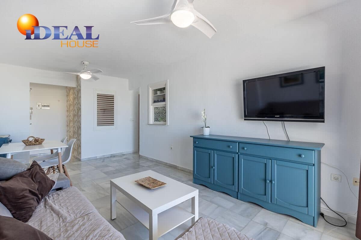 Piso de 3 habitaciones en Calahonda en venta con piscina garaje - 180.000 € (Ref: 9434520)