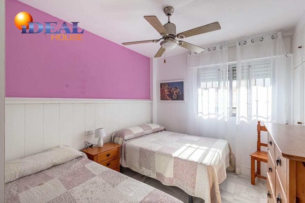 Piso de 3 habitaciones en Calahonda en venta con piscina garaje - 180.000 € (Ref: 9434520)