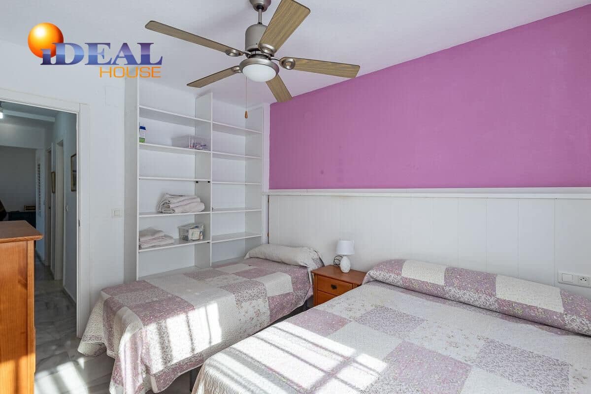 Piso de 3 habitaciones en Calahonda en venta con piscina garaje - 180.000 € (Ref: 9434520)