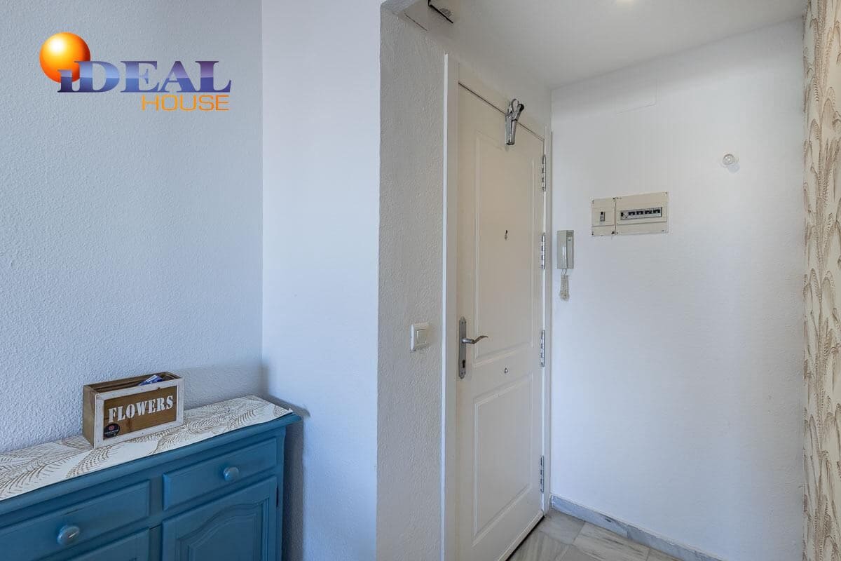 Piso de 3 habitaciones en Calahonda en venta con piscina garaje - 180.000 € (Ref: 9434520)