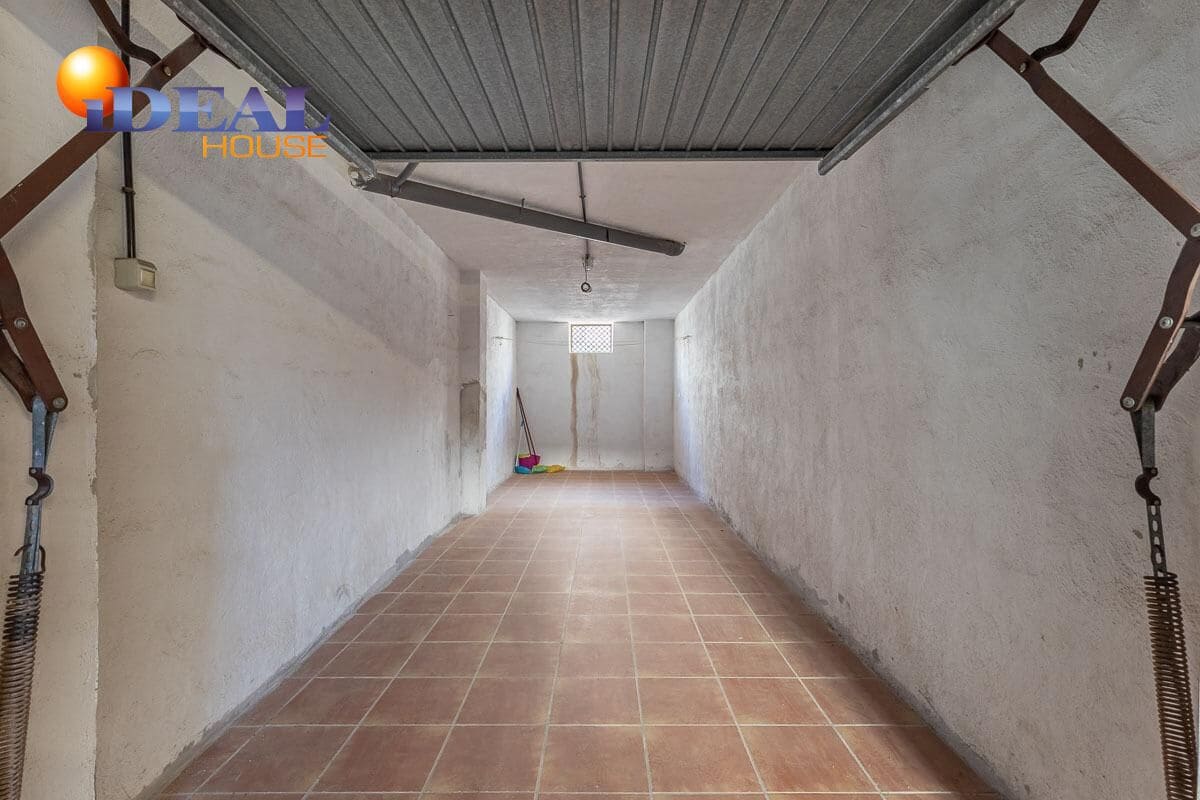 Piso de 3 habitaciones en Calahonda en venta con piscina garaje - 180.000 € (Ref: 9434520)