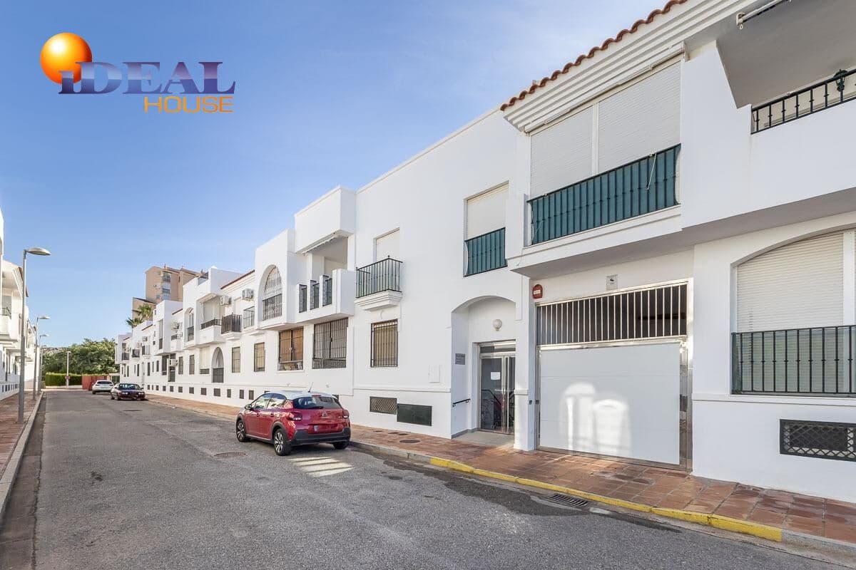 Piso de 3 habitaciones en Calahonda en venta con piscina garaje - 180.000 € (Ref: 9434520)