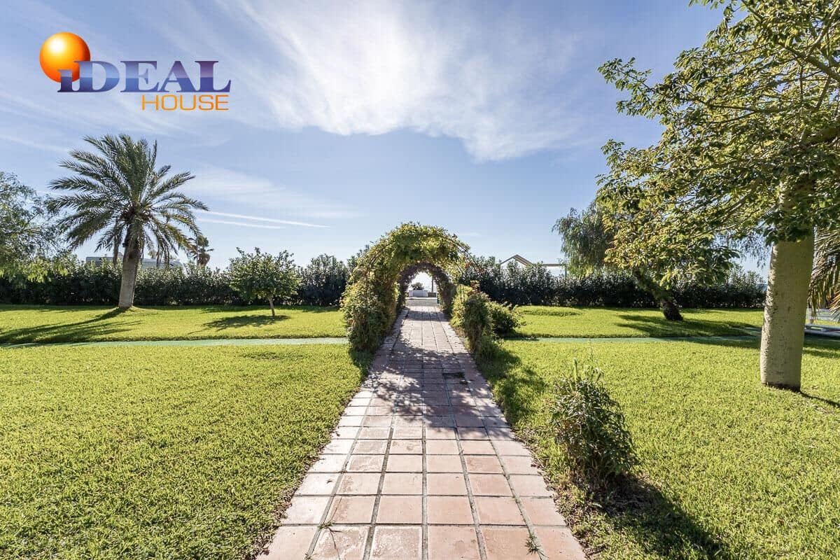 Piso de 3 habitaciones en Calahonda en venta con piscina garaje - 180.000 € (Ref: 9434520)