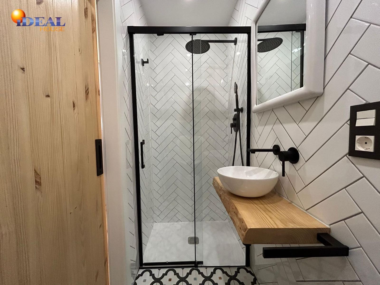 2 bedroom Flat for sale in Armilla with pool garage - € 235,000 (Ref: 9434522)