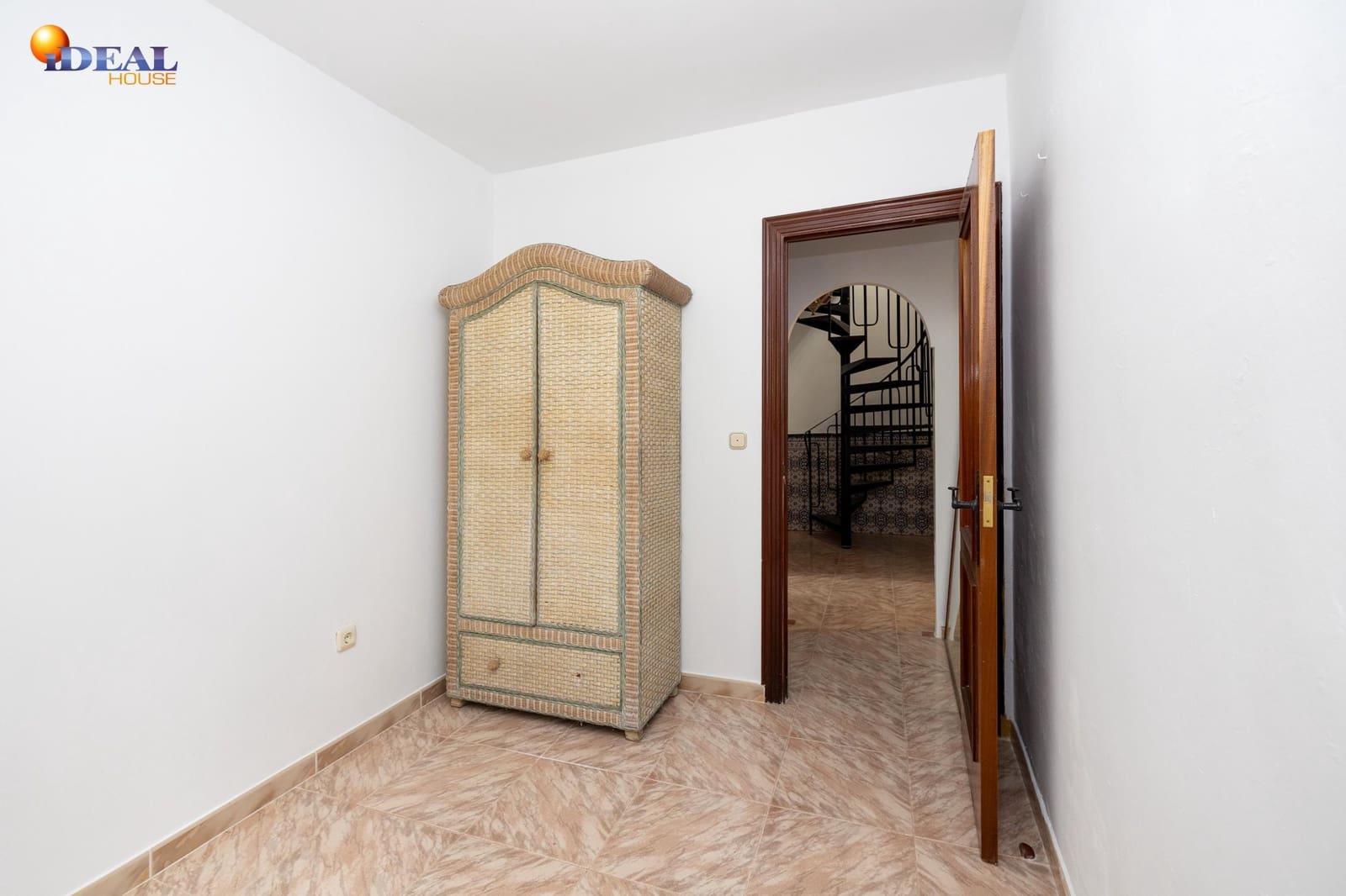 4 chambre Finca/Maison de Campagne à vendre à Dilar - 210 000 € (Ref: 9434525)