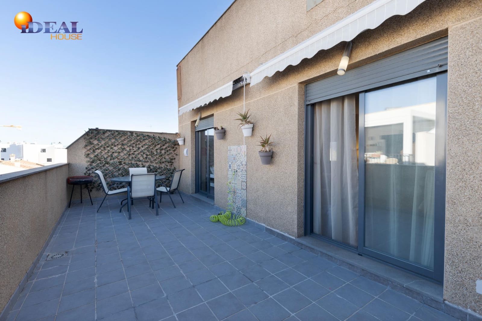 3 soverom Penthouse til salgs i Armilla med garasje - € 269 000 (Ref: 9434527)