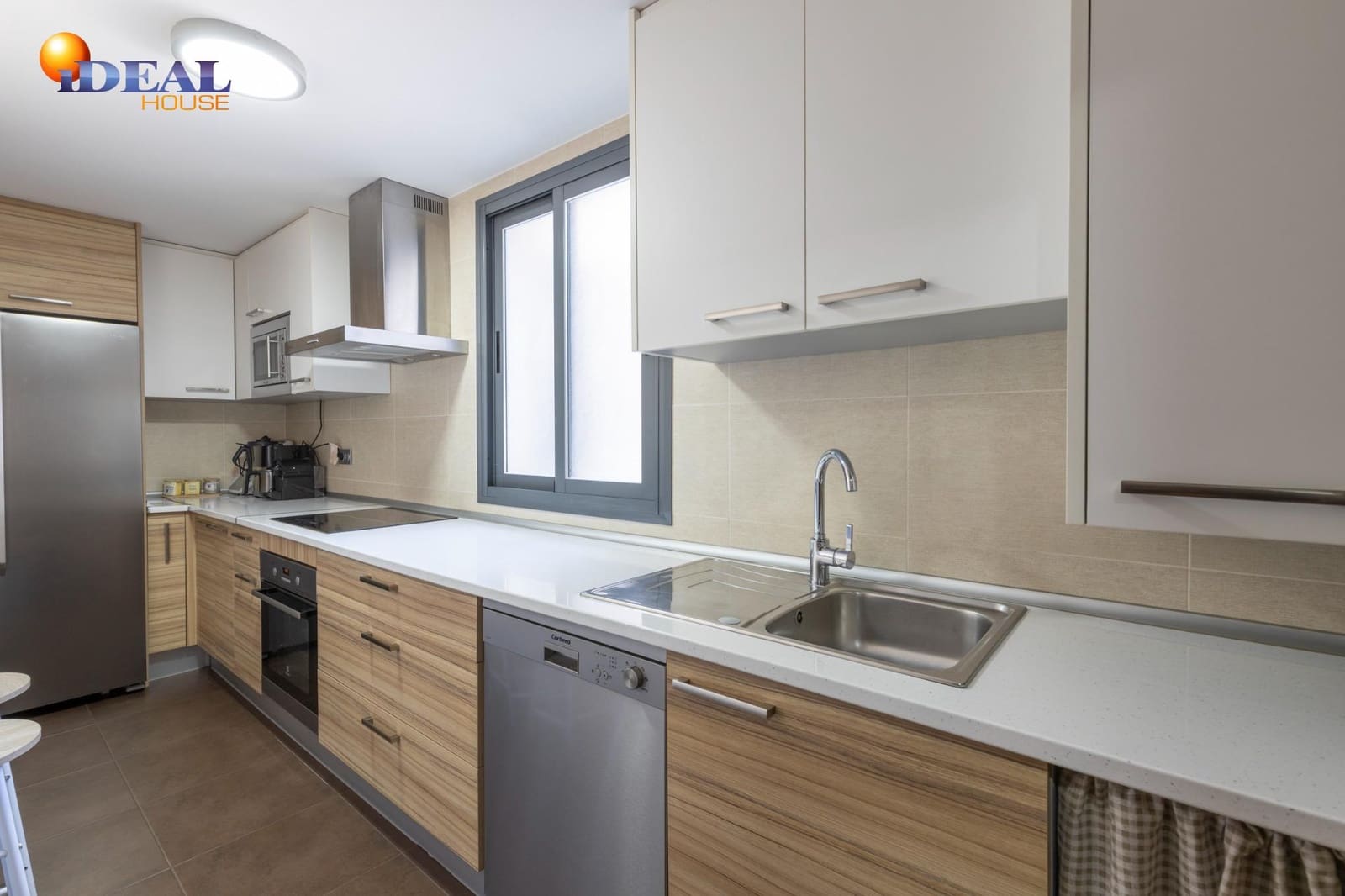 3 soverom Penthouse til salgs i Armilla med garasje - € 269 000 (Ref: 9434527)