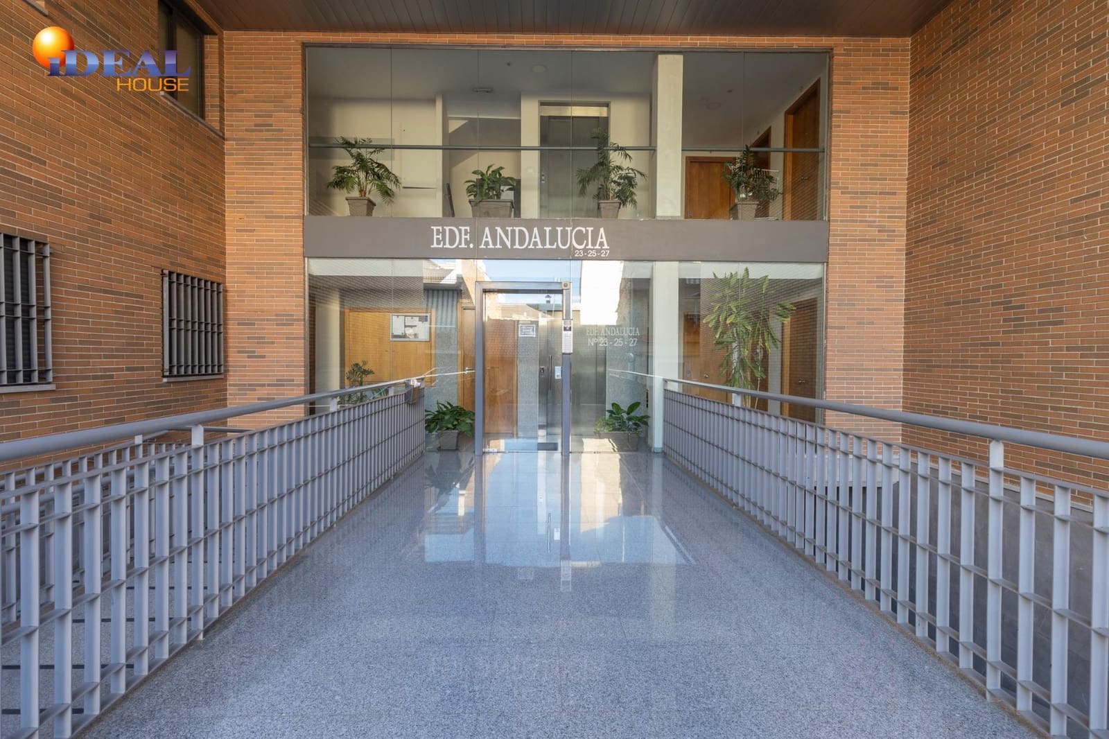 3 soverom Penthouse til salgs i Armilla med garasje - € 269 000 (Ref: 9434527)