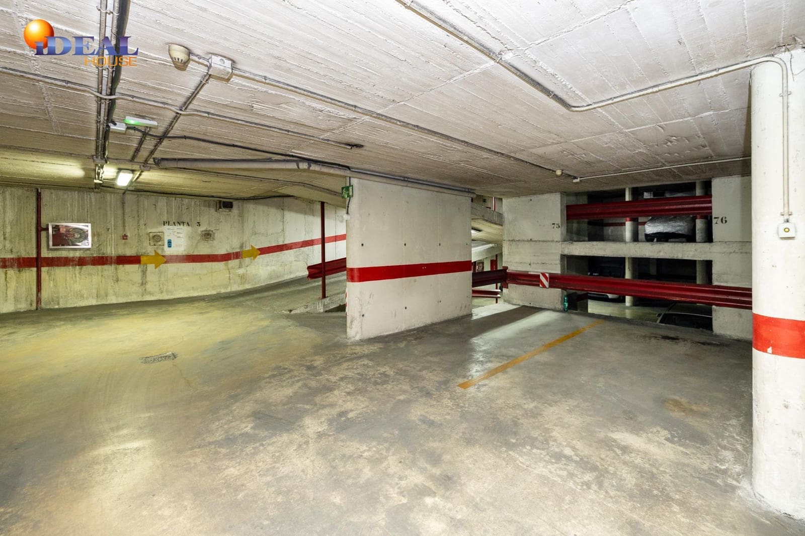 Garage for sale in Granada city - € 22,000 (Ref: 9434528)