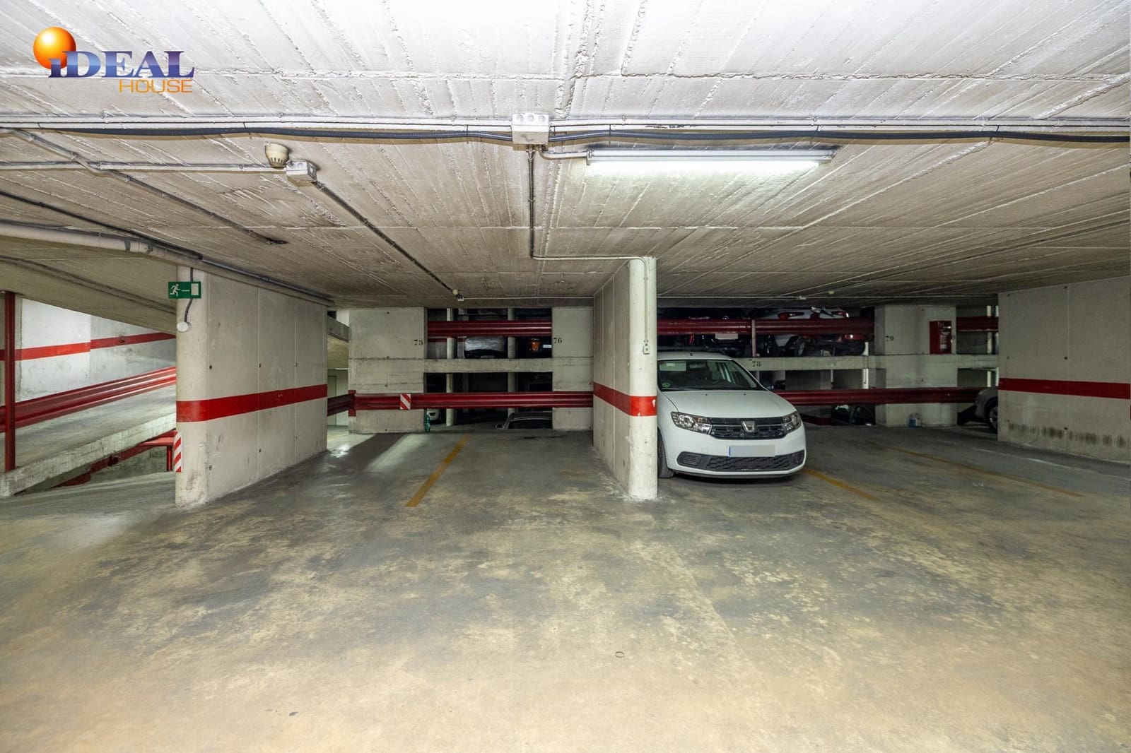 Garage for sale in Granada city - € 22,000 (Ref: 9434528)