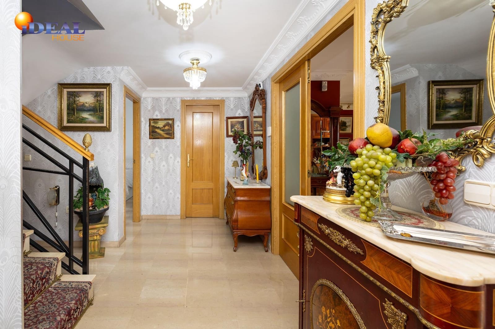 Ático de 4 habitaciones en Granada ciudad en venta con garaje - 585.000 € (Ref: 9434529)