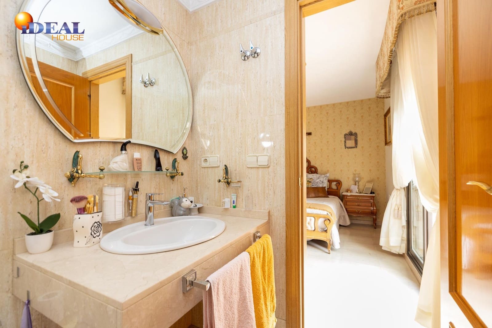 Ático de 4 habitaciones en Granada ciudad en venta con garaje - 585.000 € (Ref: 9434529)