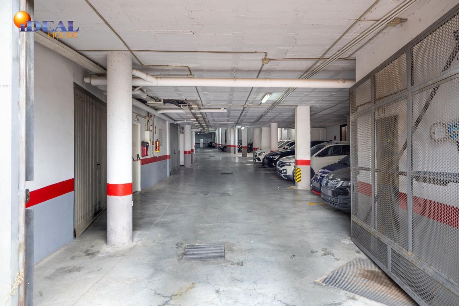 Ático de 4 habitaciones en Granada ciudad en venta con garaje - 585.000 € (Ref: 9434529)