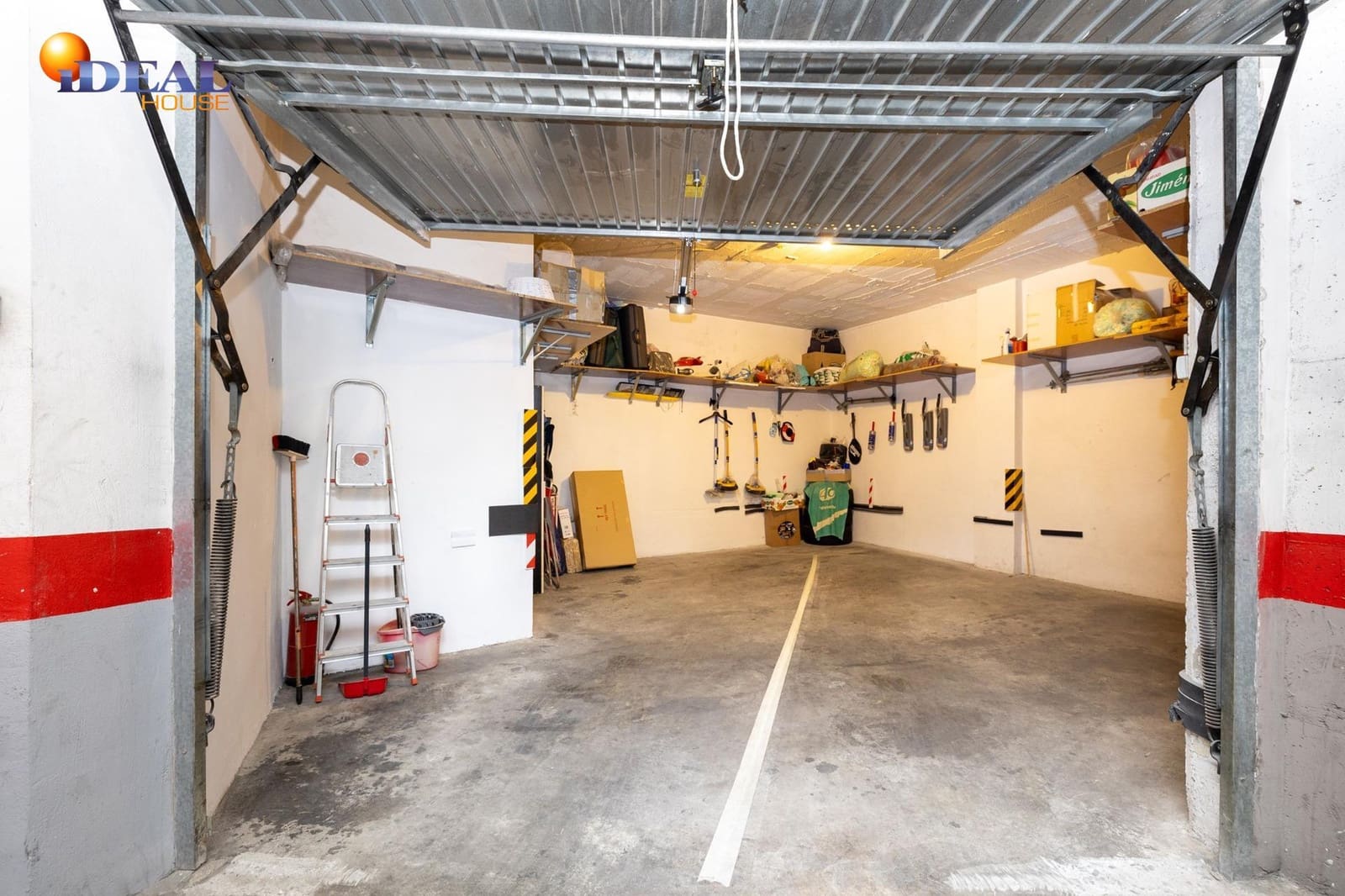 Ático de 4 habitaciones en Granada ciudad en venta con garaje - 585.000 € (Ref: 9434529)